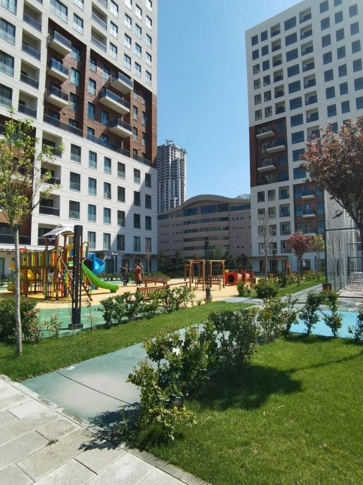 Новые квартиры в жилом комплексе рядом с проектом второго канала, в районе с растущим рынком недвижимости — Эсеньюрт, Стамбул, Турция