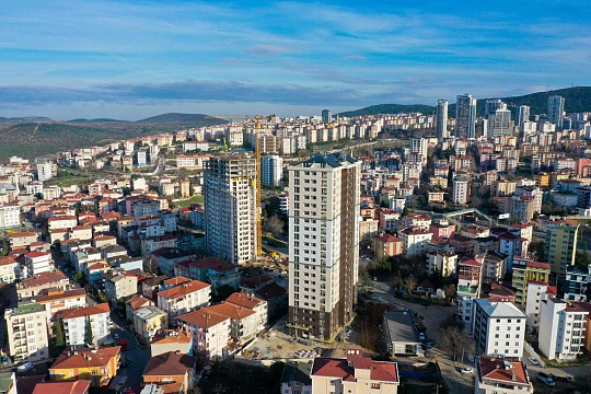 Жилой комплекс с магазинами и тренажерным залом, недалеко от аэропорта и станции метро, Картал, Стамбул, Турция